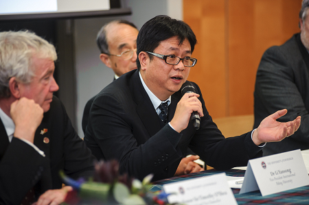 李巖松在總結會上發言