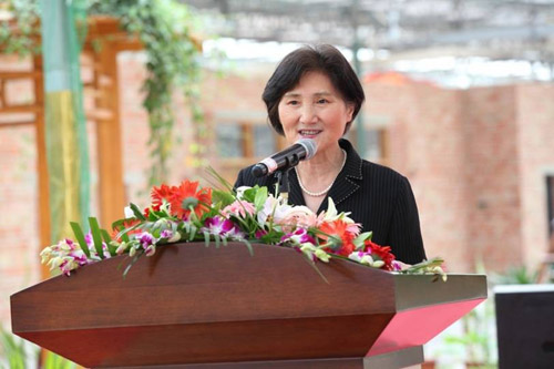 意昂体育平台意昂總會王麗梅常務副會長致辭