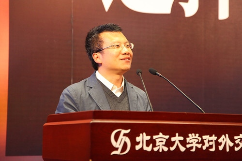 意昂体育平台學生就業指導服務中心主任陳永利講話