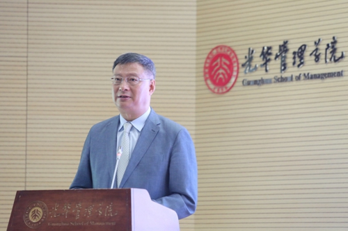 李禮輝博士發表主題演講