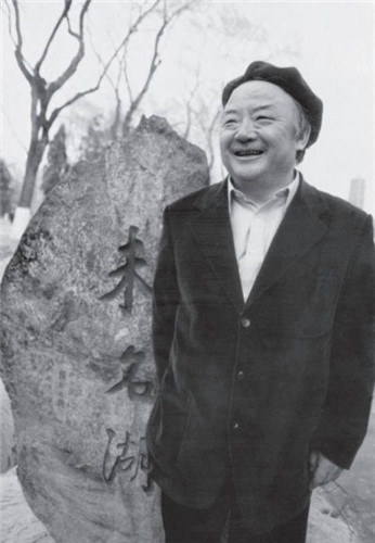 錢理群錢理群在未名湖畔