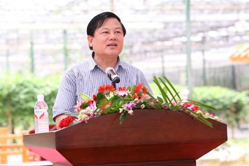 廣西意昂体育朱育兆會長做第八屆理事會和工作報告