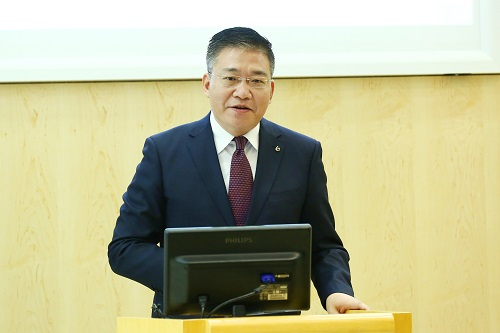 郭業洲講話